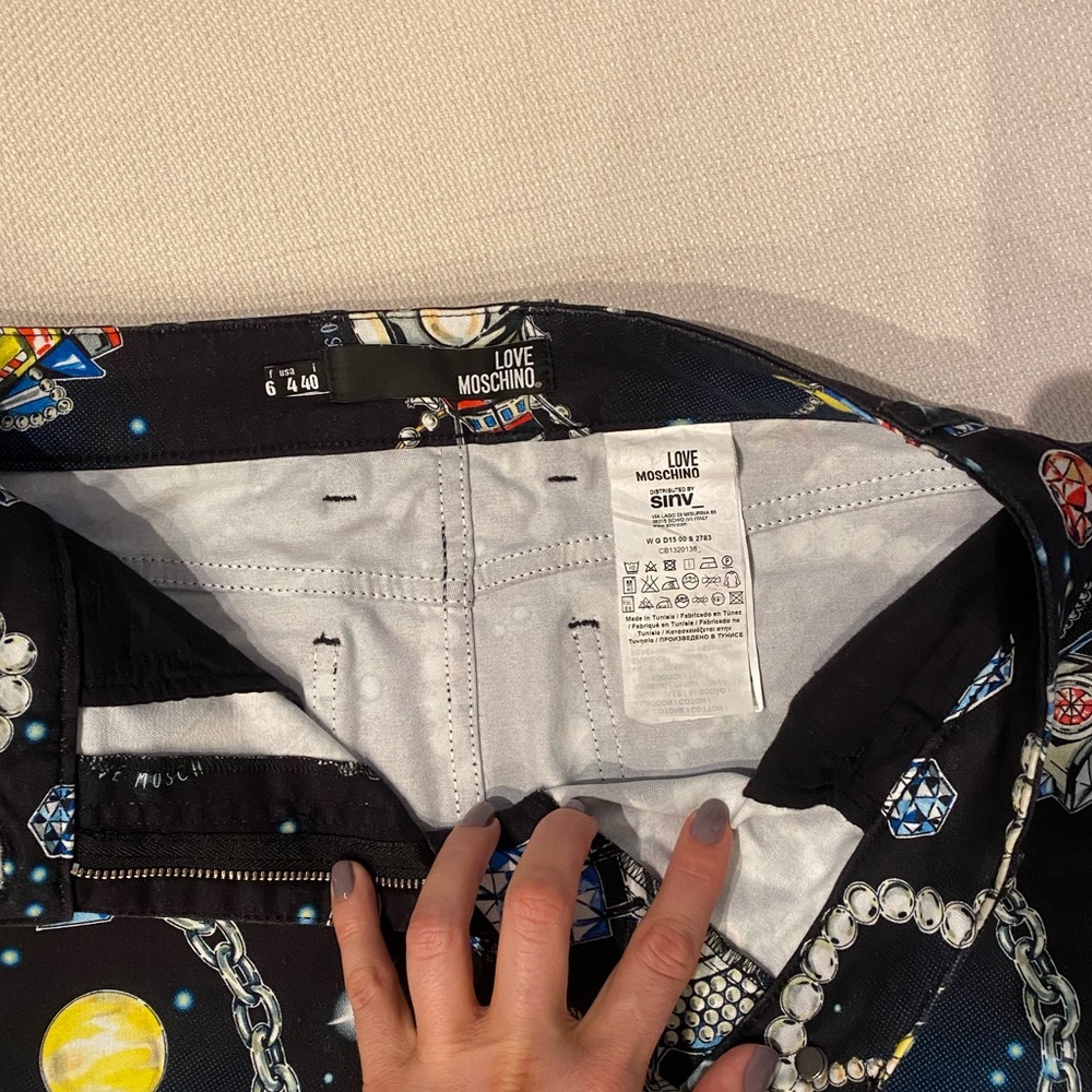 Love Moschino “Space” mini skirt, US size 4 - Picture 5 of 6